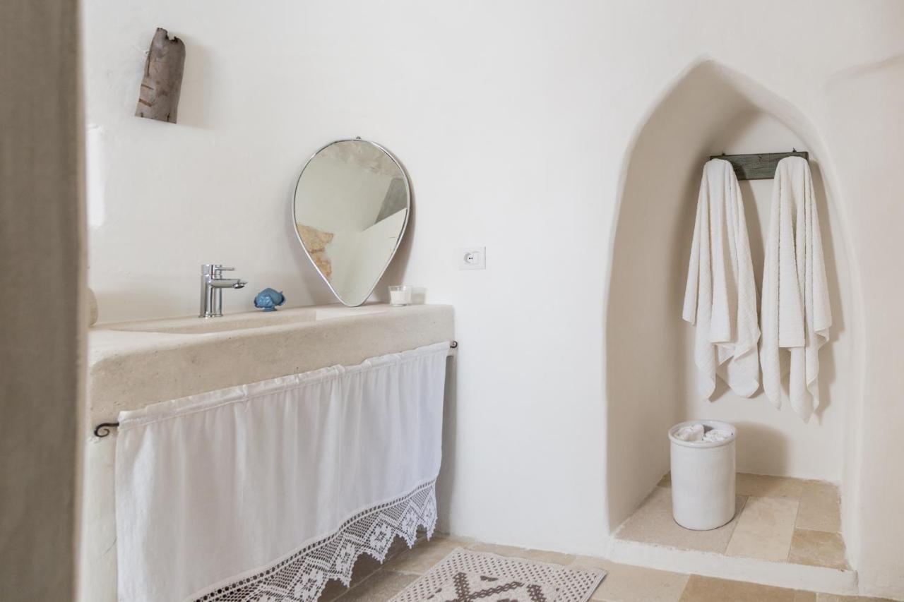 Bed and Breakfast Si Fa Trullo Остуни Экстерьер фото