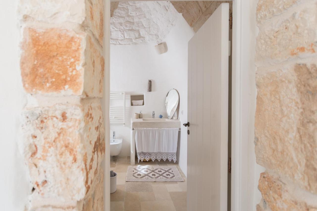 Bed and Breakfast Si Fa Trullo Остуни Экстерьер фото