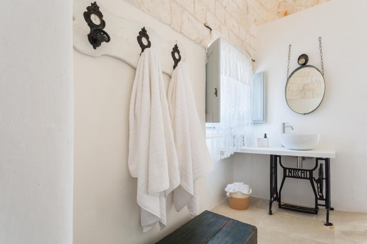 Bed and Breakfast Si Fa Trullo Остуни Экстерьер фото